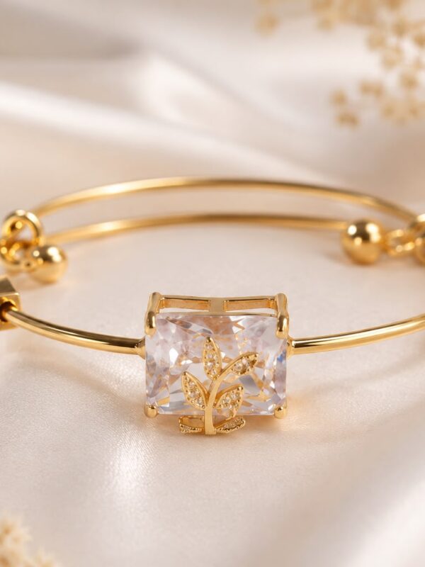 Anti-Tarnish Gold Adjustable Crystal Bracelet for Women